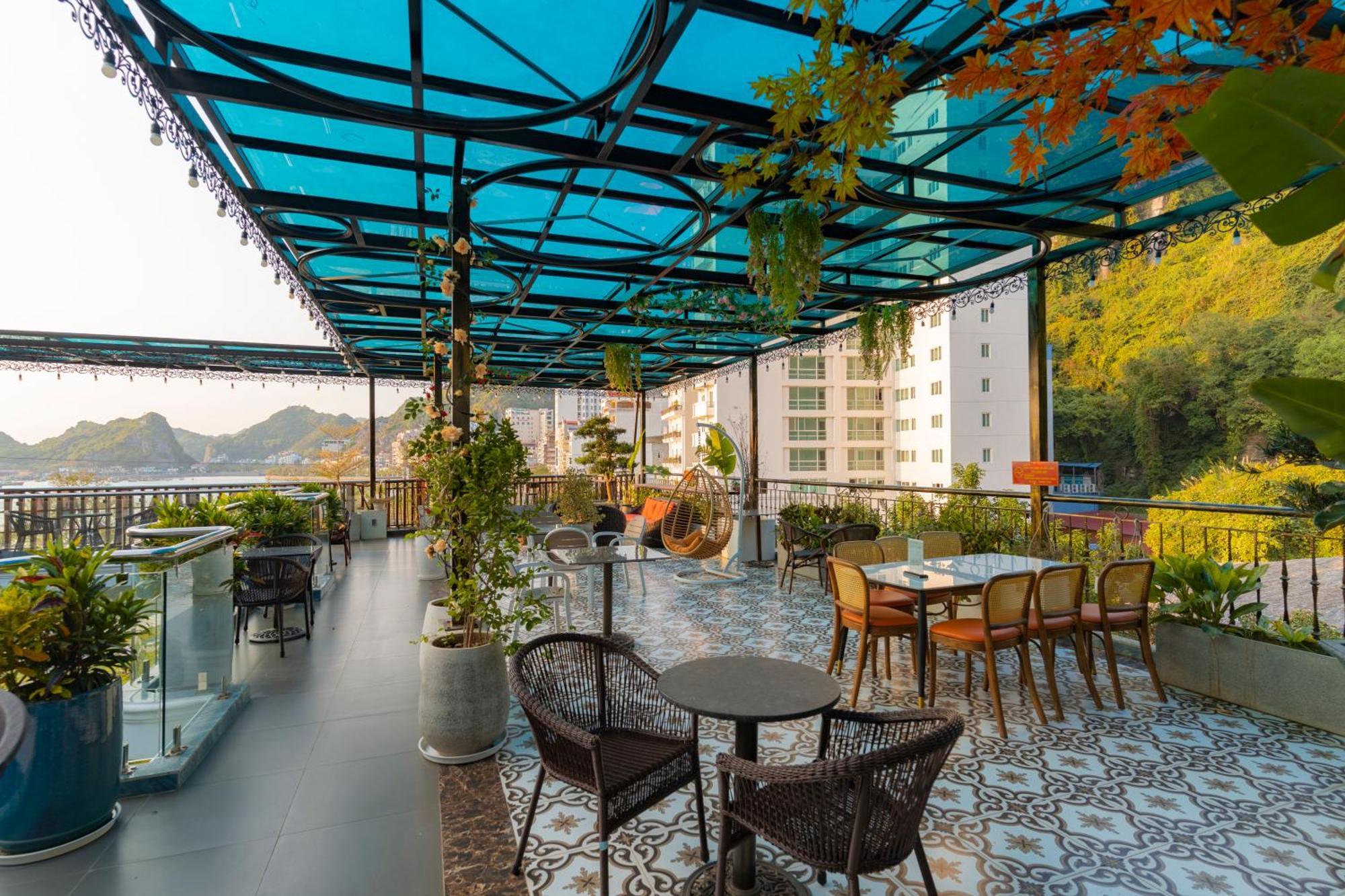 Roza Palace Cat Ba Chan Chau Екстер'єр фото