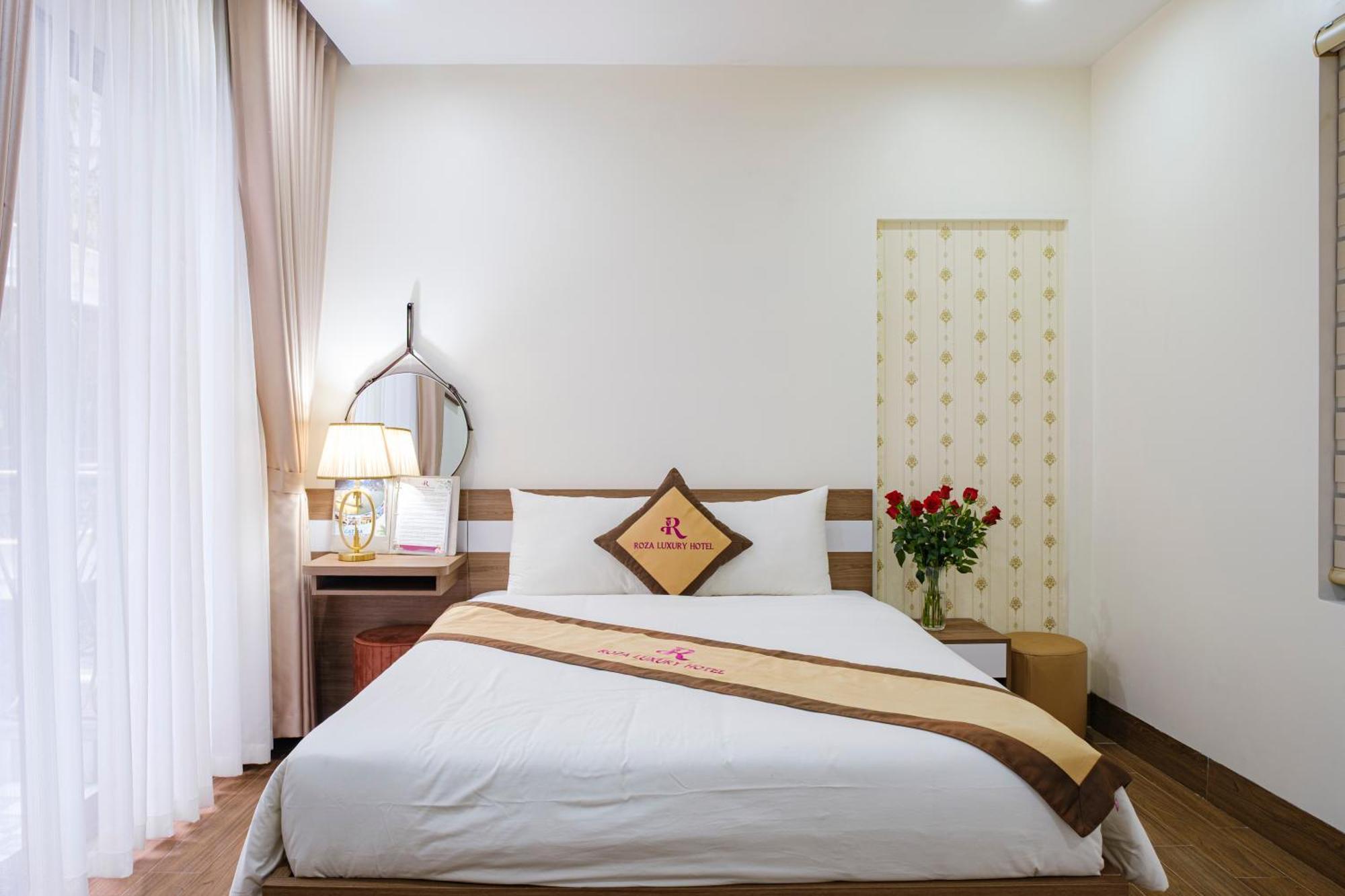Roza Palace Cat Ba Chan Chau Екстер'єр фото