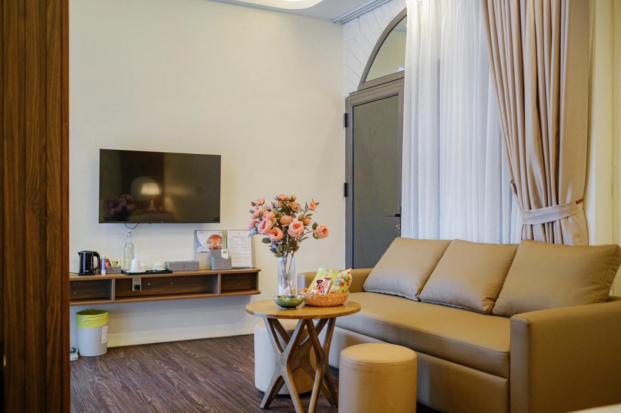 Roza Palace Cat Ba Chan Chau Екстер'єр фото