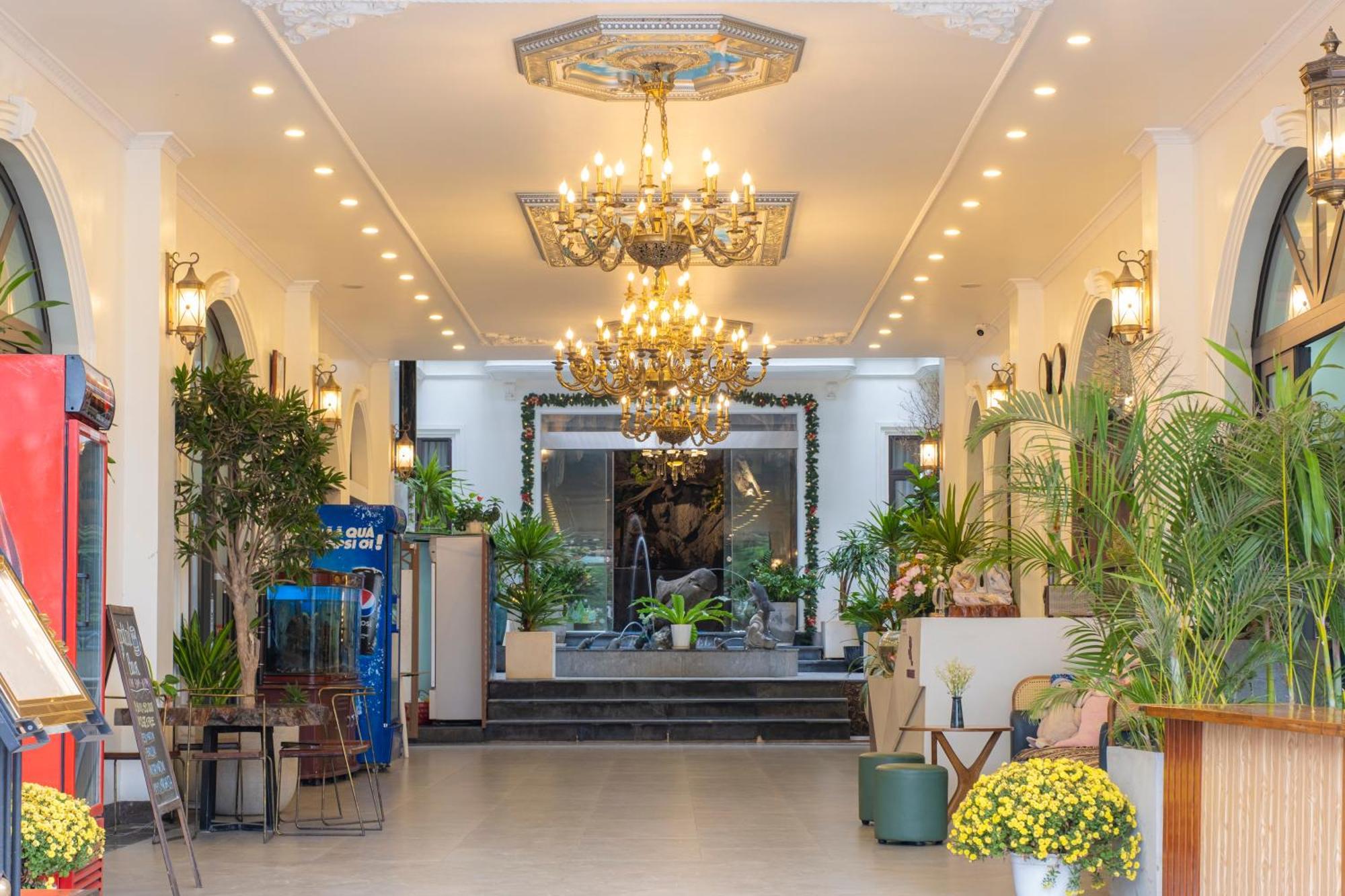 Roza Palace Cat Ba Chan Chau Екстер'єр фото