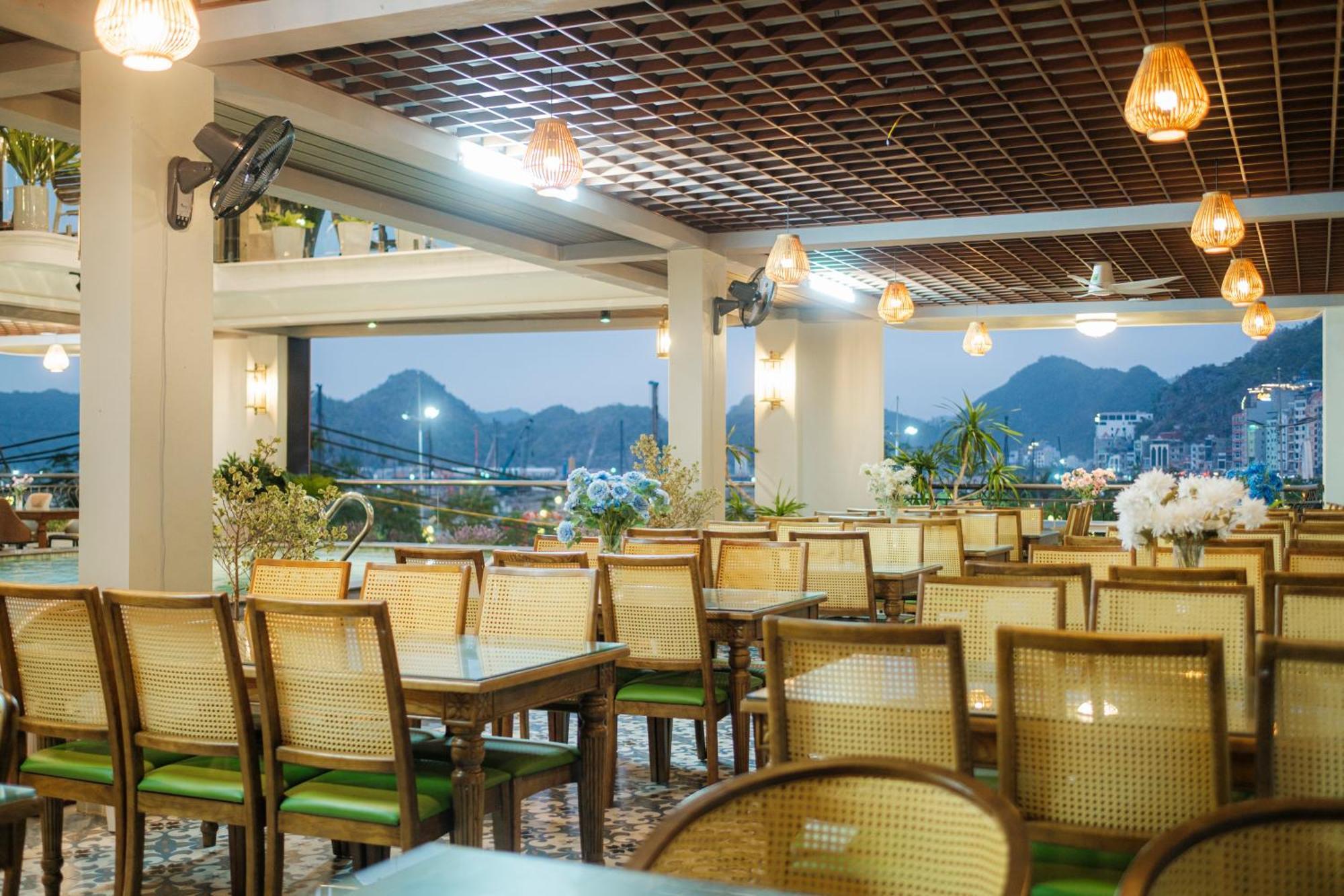 Roza Palace Cat Ba Chan Chau Екстер'єр фото