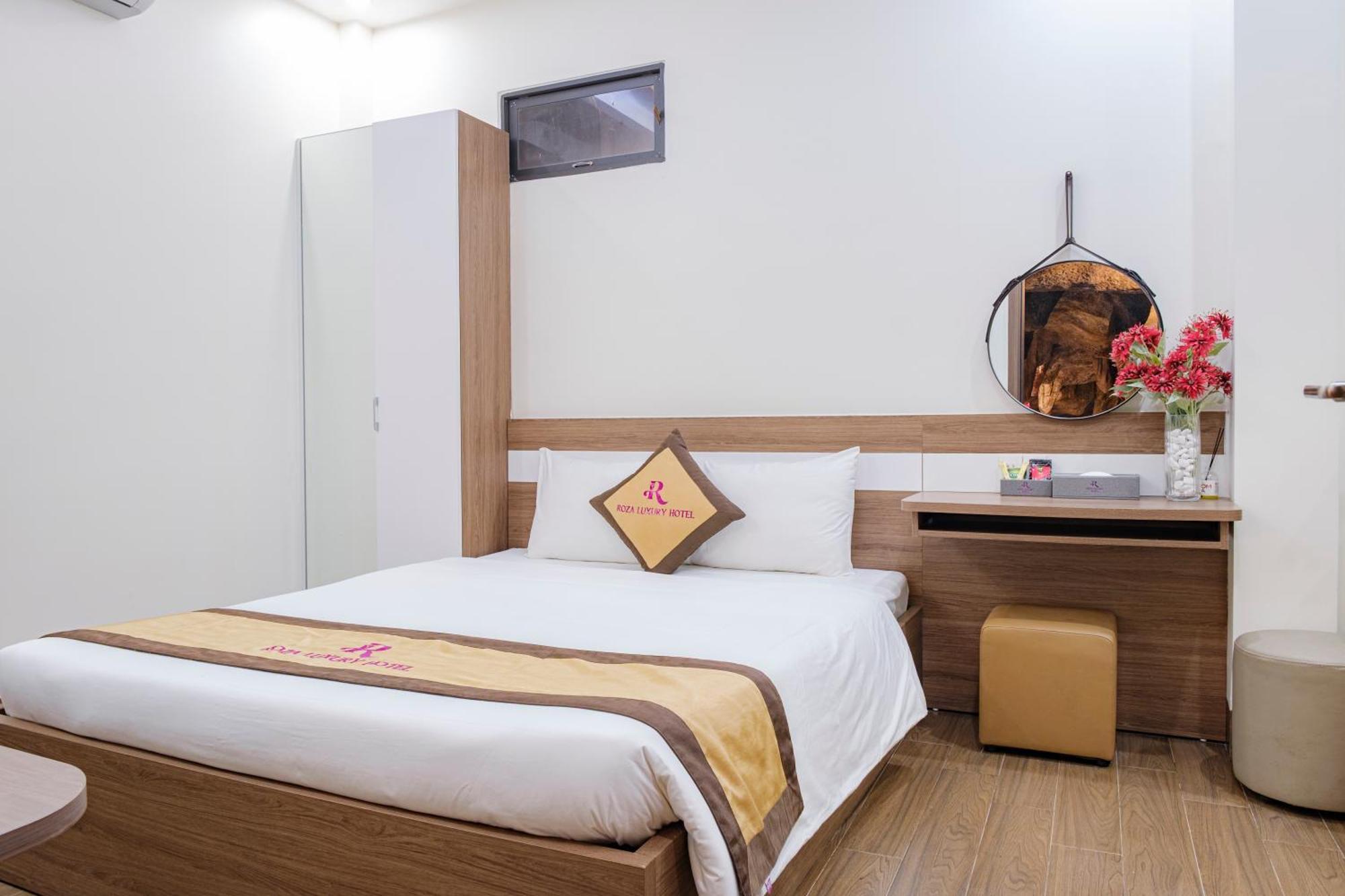 Roza Palace Cat Ba Chan Chau Екстер'єр фото