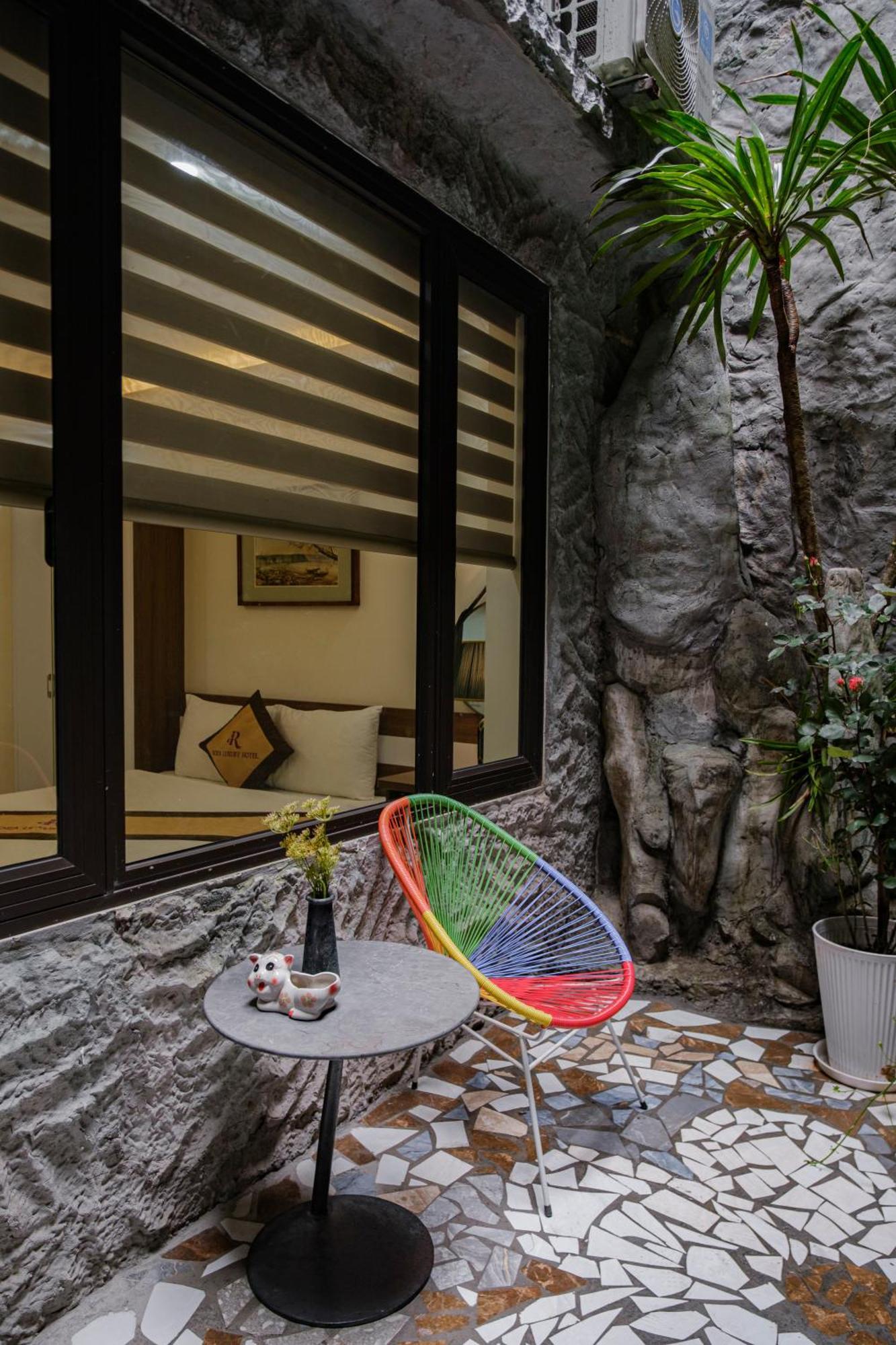 Roza Palace Cat Ba Chan Chau Екстер'єр фото